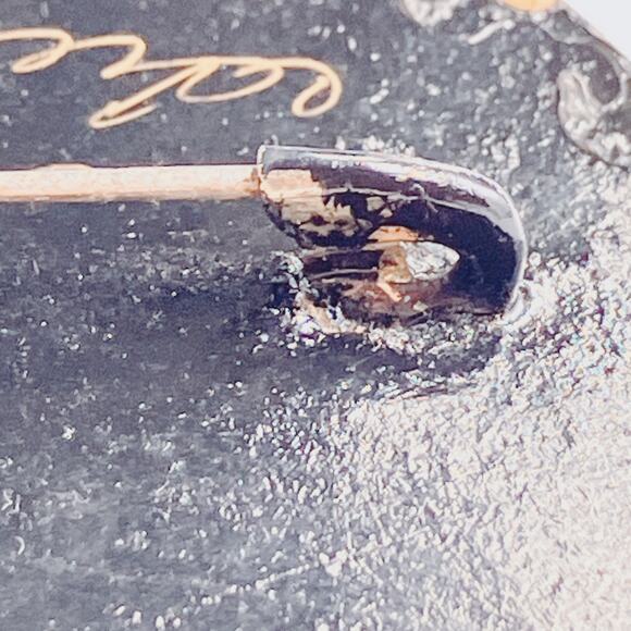 VTG Russian Hand Painted Lacquer Floral Brooch Signed Cyrillic 70s 80s Pin - Picture 11 of 11